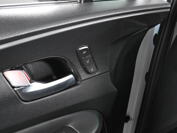 Hyundai Santa Fe IV Рестайлинг с пробегом 2021 года, цена 3 549 030 рублей, 128530 км, внедорожник, Автокод Объявления