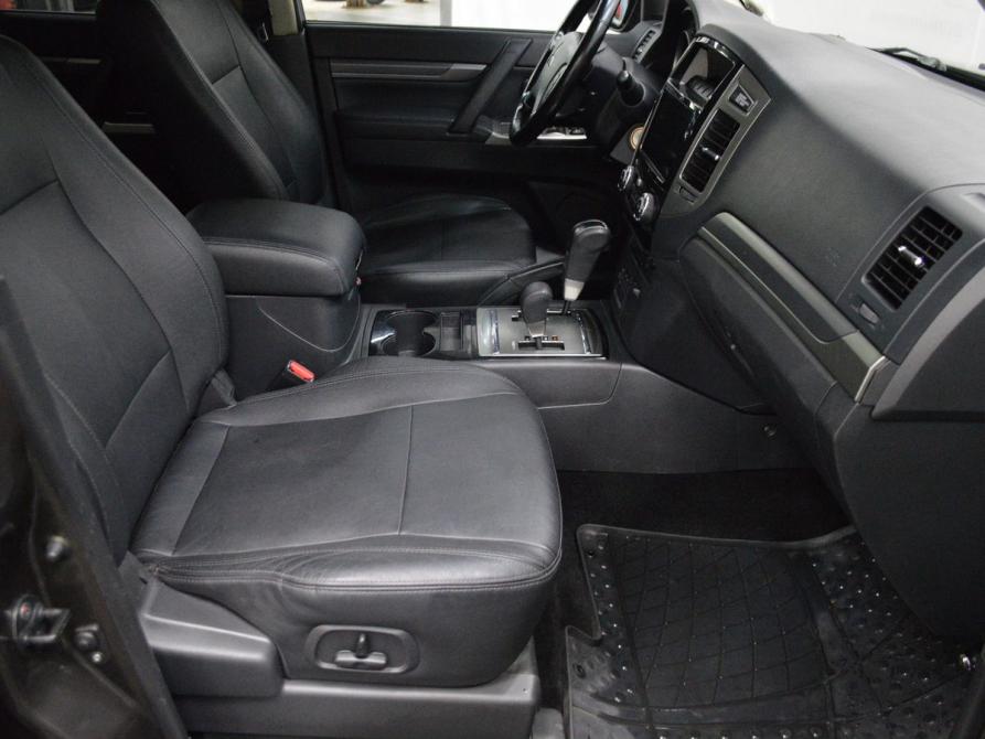 Mitsubishi Pajero IV Рестайлинг 2 Санкт-Петербург  - изображение 11