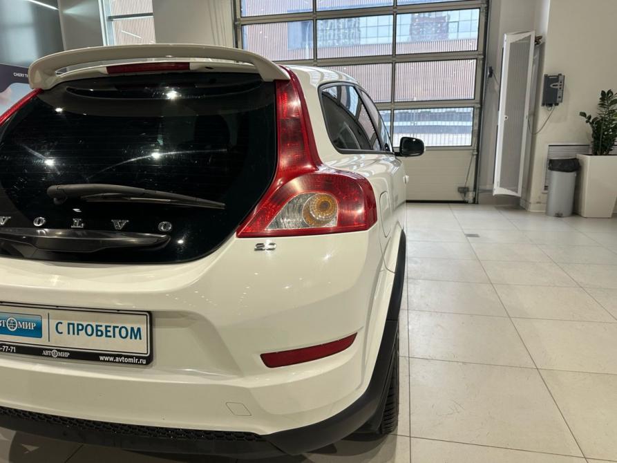 Volvo C30 I Рестайлинг Москва  - изображение 9
