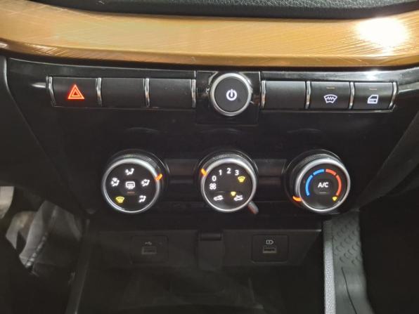 Lada (ВАЗ) Vesta I Рестайлинг (NG) с пробегом 2024 года, цена 1 325 000 рублей, 18334 км, седан, Автокод Объявления