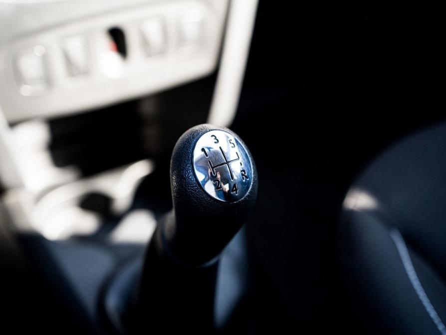 Renault Logan II Рестайлинг Ростов-на-Дону  - изображение 12