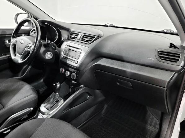 Kia Rio III Рестайлинг с пробегом 2016 года, цена 680 000 рублей, 148190 км, седан, Автокод Объявления
