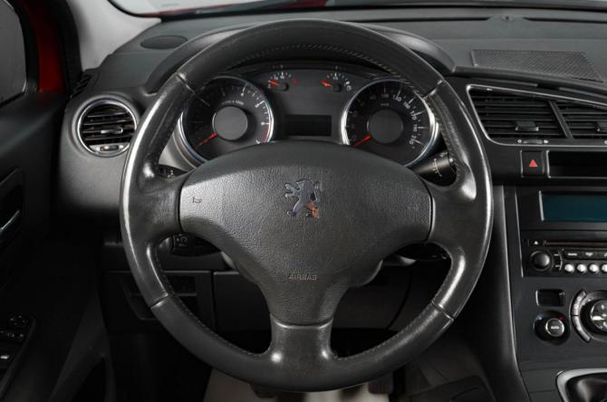 Peugeot 3008 I с пробегом 2012 года, цена 689 000 рублей, 169000 км, внедорожник, Автокод Объявления