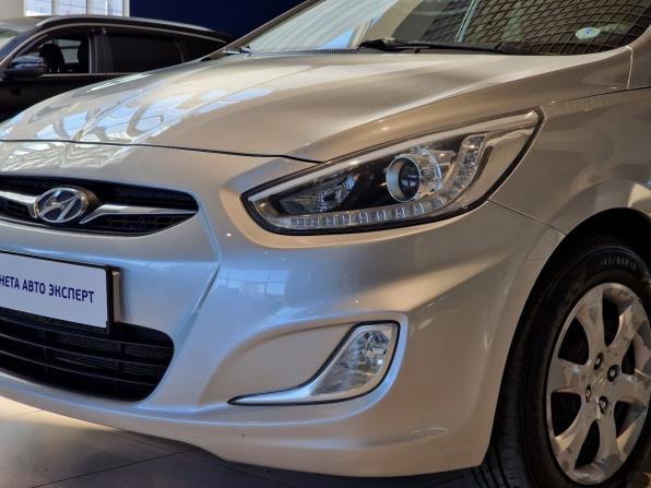 Hyundai Solaris I с пробегом 2014 года, цена 699 000 рублей, 235756 км, седан, Автокод Объявления