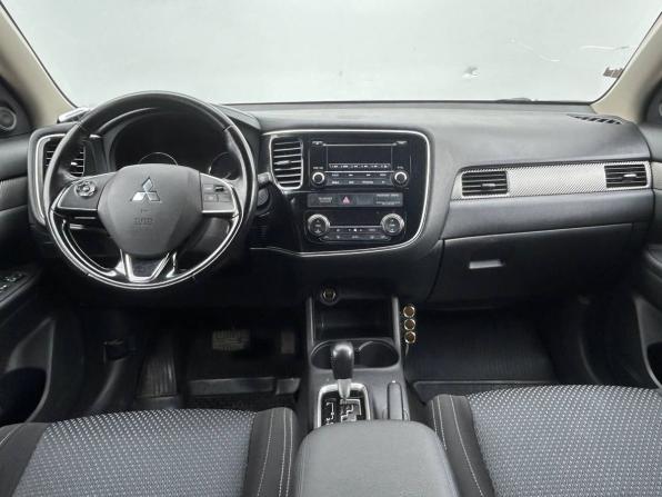 Mitsubishi Outlander III Рестайлинг 2 с пробегом 2016 года, цена 2 010 000 рублей, 98333 км, внедорожник, Автокод Объявления