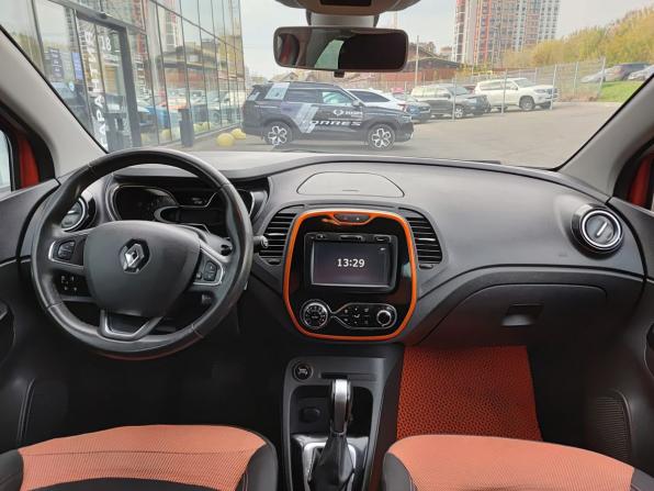 Renault Kaptur I с пробегом 2017 года, цена 1 475 000 рублей, 138494 км, внедорожник, Автокод Объявления