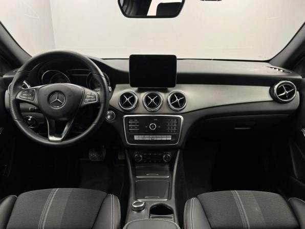 Mercedes-Benz GLA I (X156) Рестайлинг с пробегом 2019 года, цена 2 968 000 рублей, 14554 км, внедорожник, Автокод Объявления