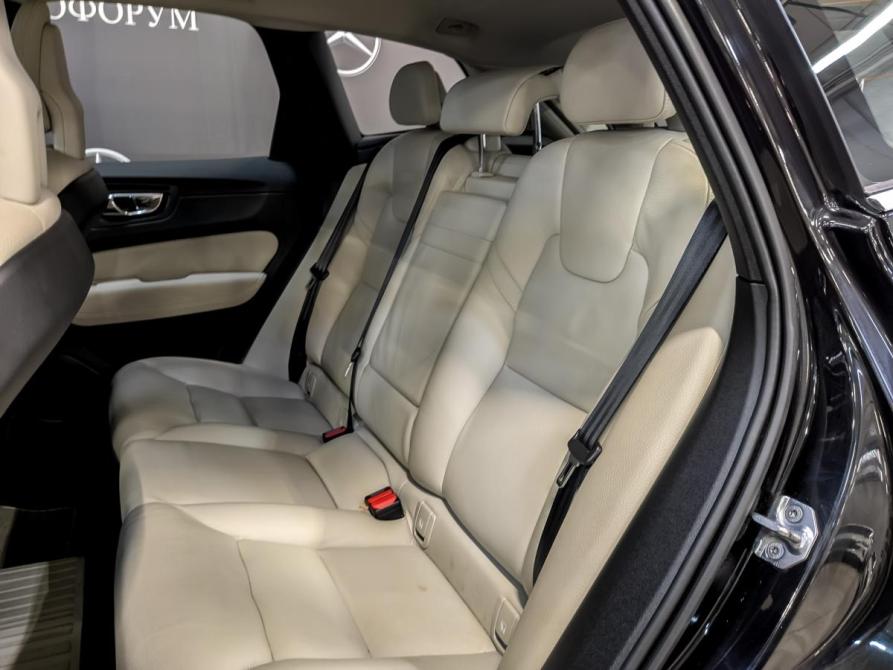 Volvo XC60 II Москва  - изображение 12