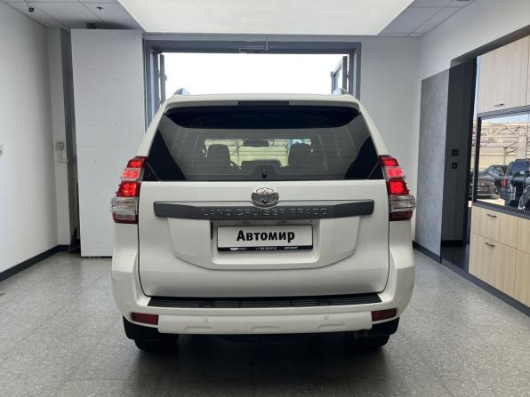 Toyota Land Cruiser Prado 150 Series Рестайлинг 1 с пробегом 2015 года, цена 3 540 000 рублей, 162000 км, внедорожник, Автокод Объявления