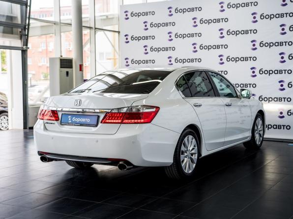 Honda Accord IX с пробегом 2013 года, цена 2 080 000 рублей, 77626 км, седан, Автокод Объявления