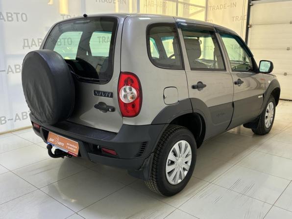 Chevrolet Niva I Рестайлинг с пробегом 2018 года, цена 699 000 рублей, 128000 км, внедорожник, Автокод Объявления