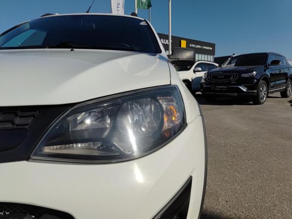 Lada (ВАЗ) Kalina II с пробегом 2017 года, цена 605 000 рублей, 101368 км, универсал, Автокод Объявления