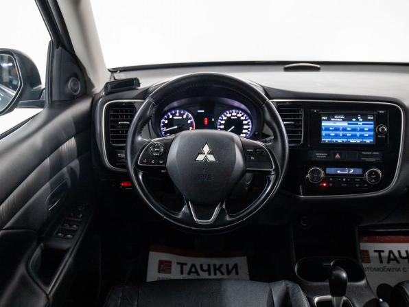 Mitsubishi Outlander III Рестайлинг 2 с пробегом 2015 года, цена 1 638 500 рублей, 127755 км, внедорожник, Автокод Объявления