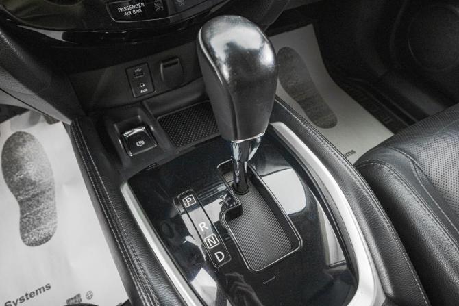 Nissan Qashqai II с пробегом 2014 года, цена 1 649 000 рублей, 215000 км, внедорожник, Автокод Объявления