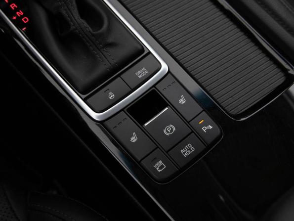 Kia Optima IV Рестайлинг с пробегом 2020 года, цена 2 099 000 рублей, 83261 км, седан, Автокод Объявления