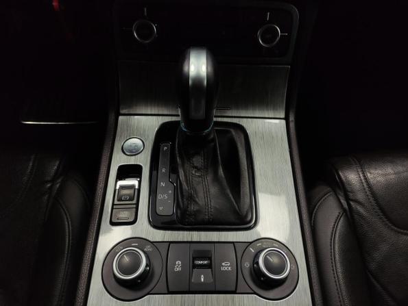 Volkswagen Touareg II Рестайлинг с пробегом 2014 года, цена 2 150 000 рублей, 287500 км, внедорожник, Автокод Объявления