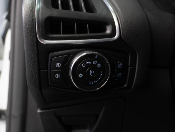 Ford Focus III с пробегом 2012 года, цена 1 070 000 рублей, 240624 км, хэтчбек, Автокод Объявления