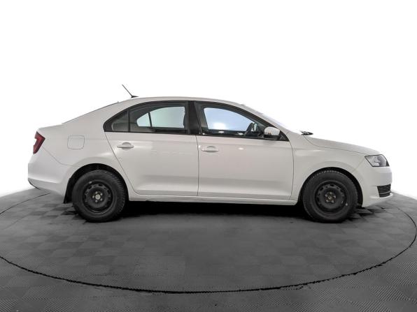 Skoda Rapid I Рестайлинг с пробегом 2019 года, цена 885 000 рублей, 182152 км, лифтбек, Автокод Объявления