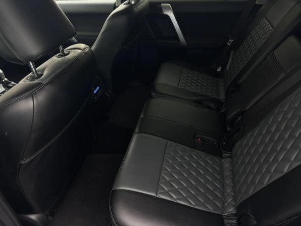 Toyota Land Cruiser Prado 150 Series Рестайлинг 2 с пробегом 2018 года, цена 4 449 000 рублей, 113681 км, внедорожник, Автокод Объявления