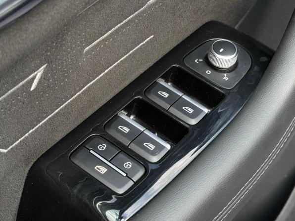 Geely Monjaro I с пробегом 2024 года, цена 3 550 000 рублей, 39102 км, внедорожник, Автокод Объявления
