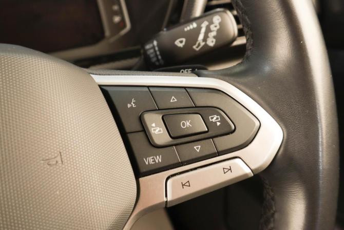Volkswagen T-Cross I Рестайлинг с пробегом 2022 года, цена 1 729 000 рублей, 102000 км, внедорожник, Автокод Объявления