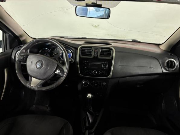 Renault Sandero II с пробегом 2015 года, цена 840 000 рублей, 151800 км, хэтчбек, Автокод Объявления