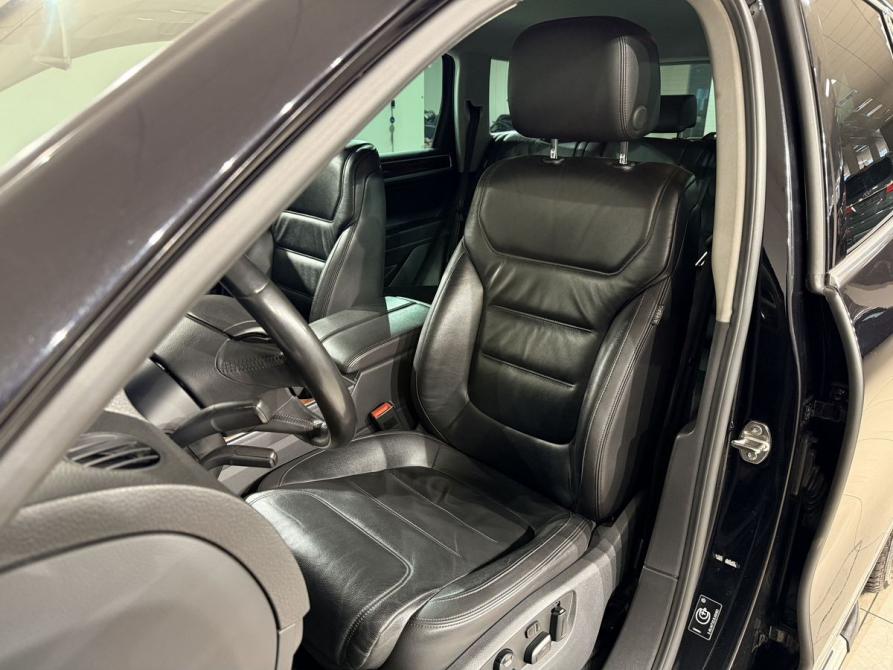 Volkswagen Touareg II Москва  - изображение 11