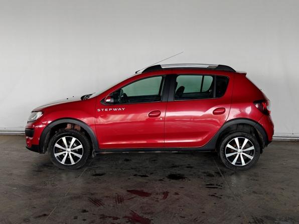 Renault Sandero II с пробегом 2014 года, цена 785 000 рублей, 121731 км, хэтчбек, Автокод Объявления