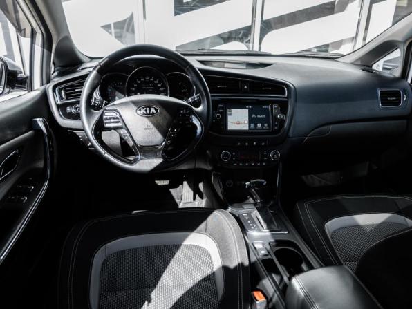 Kia Ceed II Рестайлинг с пробегом 2018 года, цена 1 288 000 рублей, 159238 км, универсал, Автокод Объявления