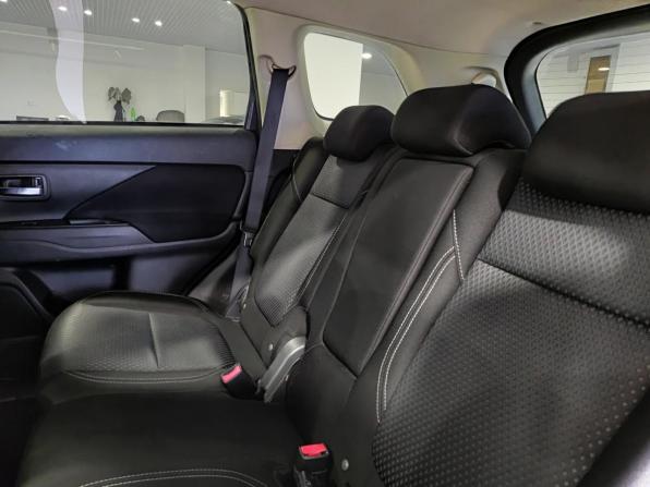 Mitsubishi Outlander III Рестайлинг 3 с пробегом 2020 года, цена 2 376 000 рублей, 121494 км, внедорожник, Автокод Объявления