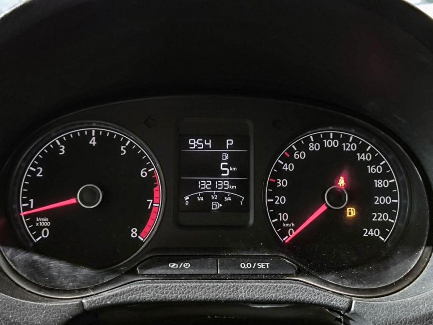 Volkswagen Polo V Рестайлинг Казань  - изображение 16