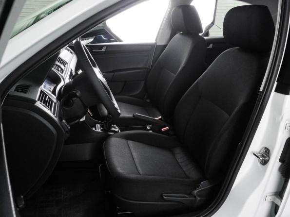 Skoda Rapid I Рестайлинг с пробегом 2019 года, цена 1 070 000 рублей, 112406 км, лифтбек, Автокод Объявления