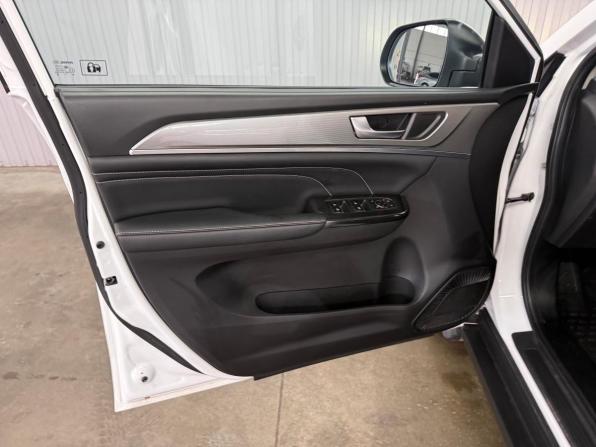 Haval M6 II с пробегом 2023 года, цена 1 797 000 рублей, 27096 км, внедорожник, Автокод Объявления