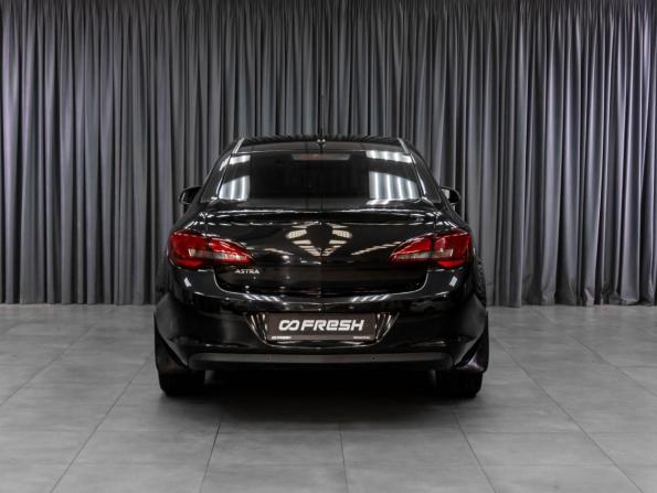 Opel Astra J Рестайлинг с пробегом 2012 года, цена 749 000 рублей, 186421 км, седан, Автокод Объявления