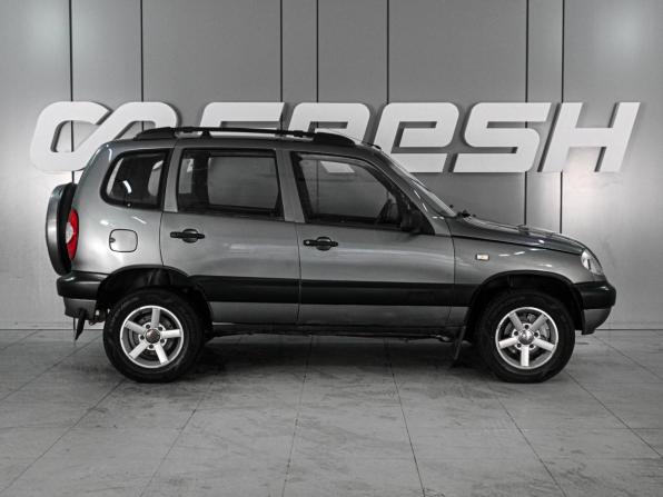 Chevrolet Niva I с пробегом 2005 года, цена 379 000 рублей, 292053 км, внедорожник, Автокод Объявления