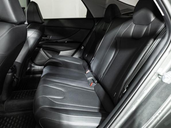 Hyundai Elantra VII (CN7) Рестайлинг с пробегом 2024 года, цена 2 399 700 рублей, 17853 км, седан, Автокод Объявления