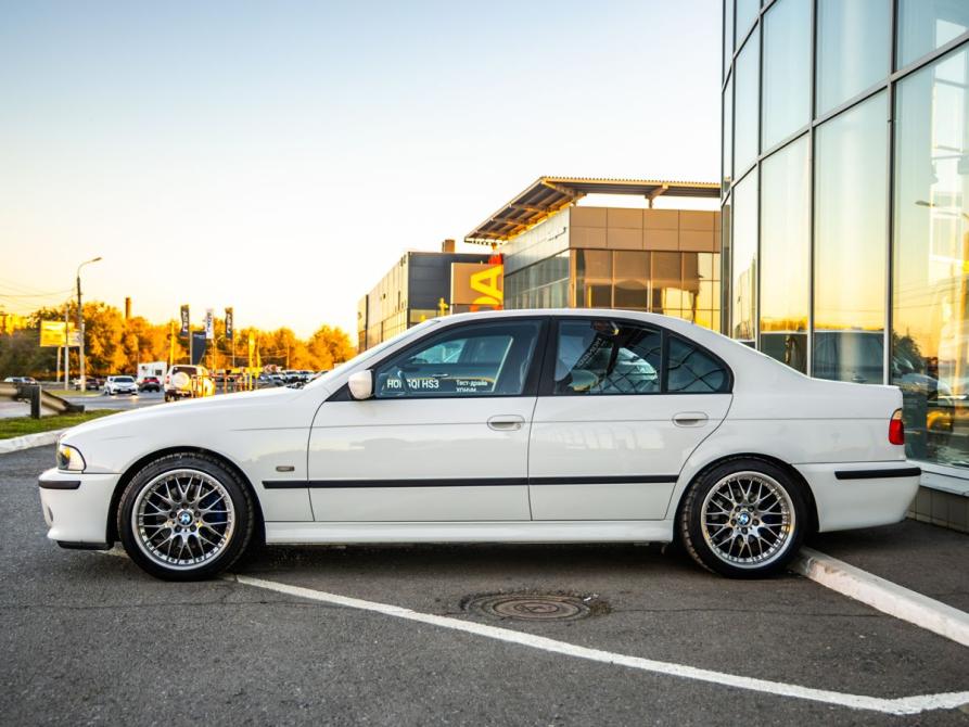 BMW 5 серии IV (E39) Рестайлинг Волгоград  - изображение 4