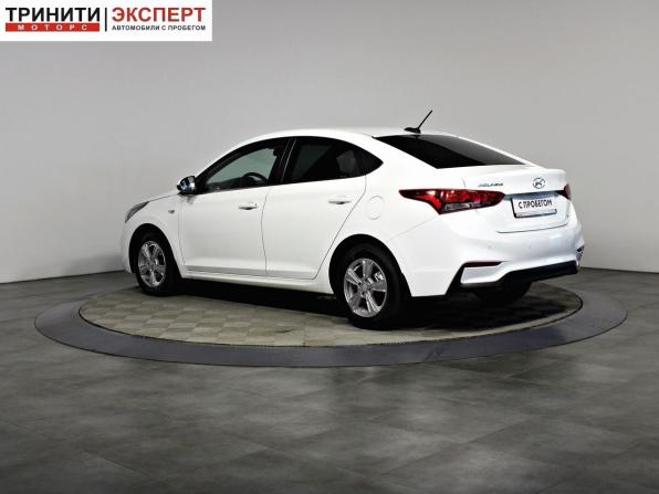 Hyundai Solaris II с пробегом 2018 года, цена 937 000 рублей, 278410 км, седан, Автокод Объявления