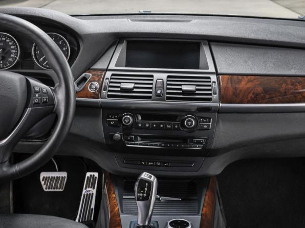BMW X5 II (E70) Рестайлинг с пробегом 2011 года, цена 2 070 000 рублей, 139212 км, внедорожник, Автокод Объявления