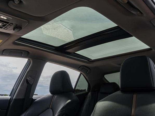 Toyota Camry VIII (XV70) Рестайлинг с пробегом 2022 года, цена 3 320 000 рублей, 64045 км, седан, Автокод Объявления