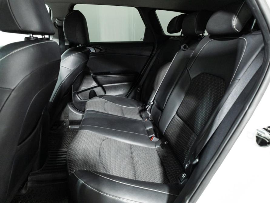 Kia Ceed III Санкт-Петербург  - изображение 11