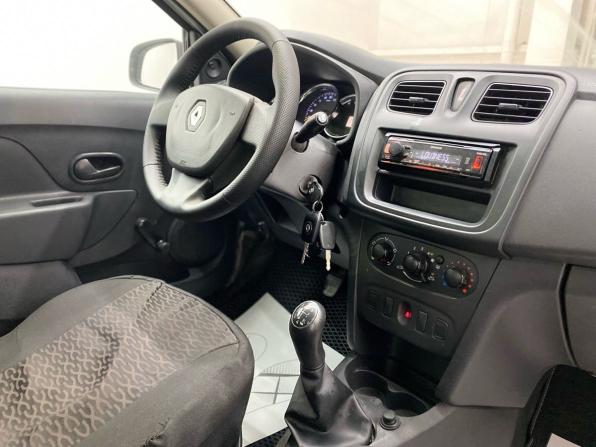 Renault Logan II с пробегом 2018 года, цена 719 000 рублей, 138894 км, седан, Автокод Объявления
