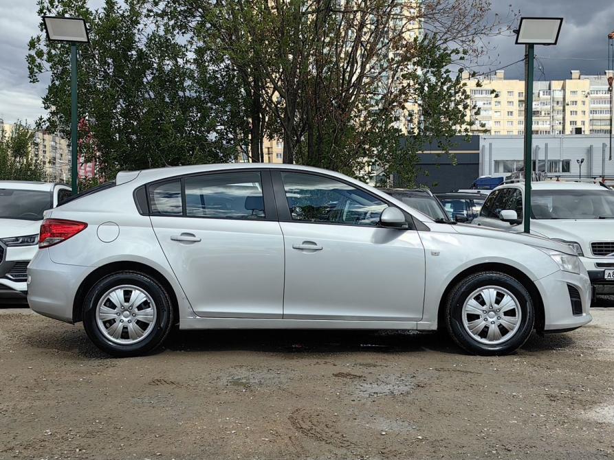 Chevrolet Cruze I Рестайлинг Санкт-Петербург  - изображение 5