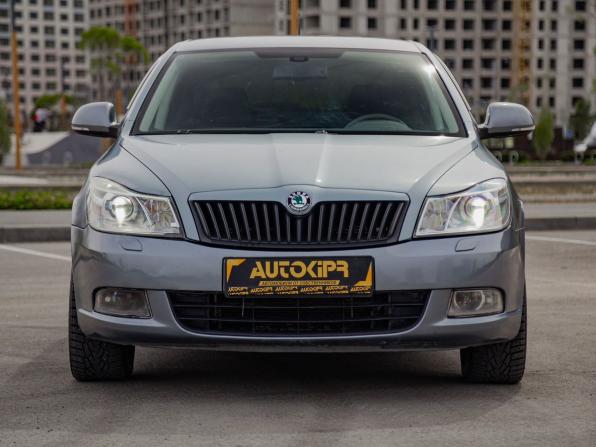 Skoda Octavia II (A5) Рестайлинг с пробегом 2012 года, цена 790 000 рублей, 236000 км, лифтбек, Автокод Объявления