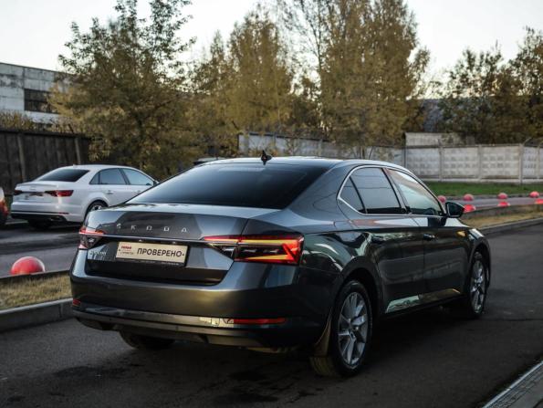 Skoda Superb III Рестайлинг с пробегом 2020 года, цена 2 749 777 рублей, 92156 км, лифтбек, Автокод Объявления