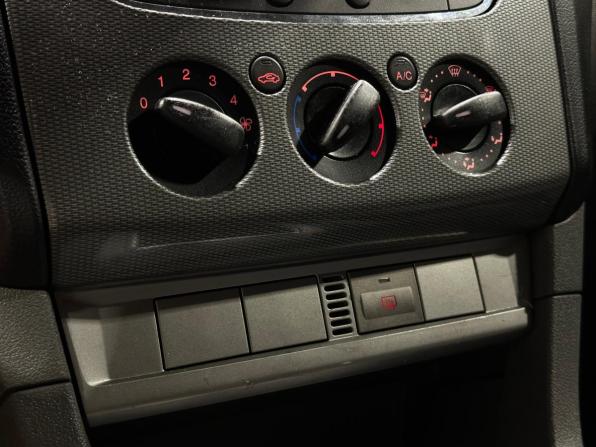 Ford Focus II Рестайлинг с пробегом 2008 года, цена 450 000 рублей, 400000 км, седан, Автокод Объявления