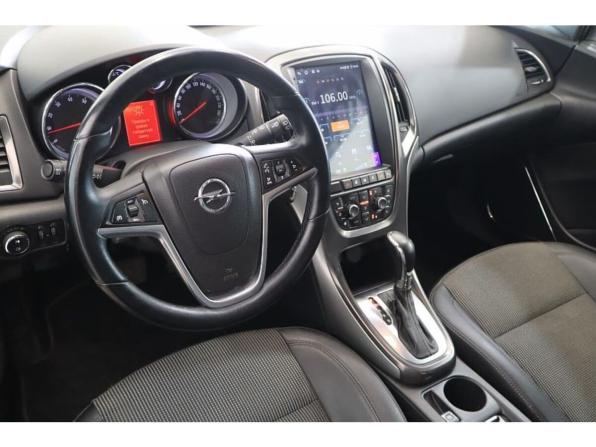 Opel Astra J с пробегом 2010 года, цена 599 000 рублей, 180767 км, хэтчбек, Автокод Объявления