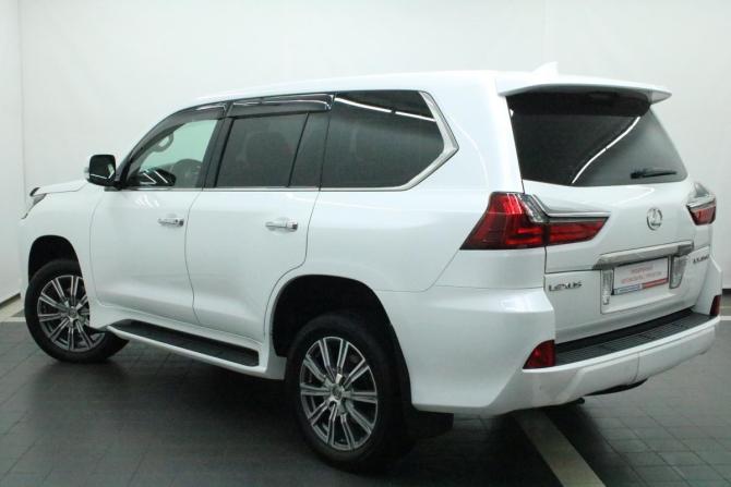 Lexus LX III Рестайлинг 2 с пробегом 2017 года, цена 6 499 000 рублей, 195065 км, внедорожник, Автокод Объявления