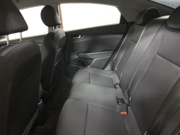 Hyundai Solaris II с пробегом 2018 года, цена 1 335 000 рублей, 114294 км, седан, Автокод Объявления