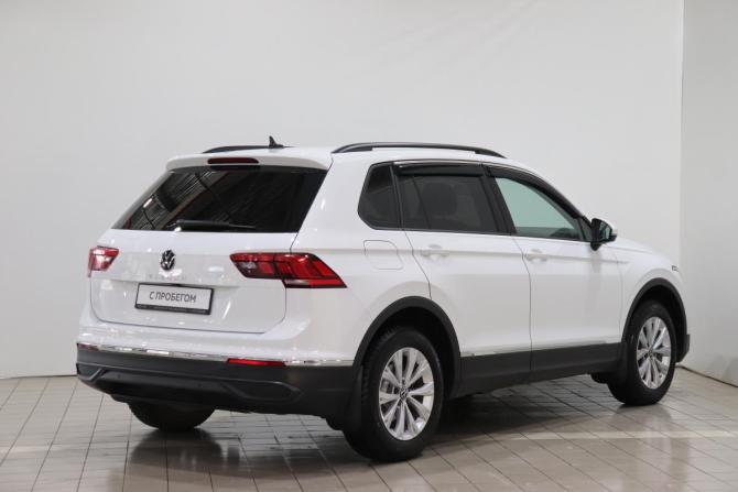 Volkswagen Tiguan II Рестайлинг с пробегом 2021 года, цена 2 430 000 рублей, 53179 км, внедорожник, Автокод Объявления